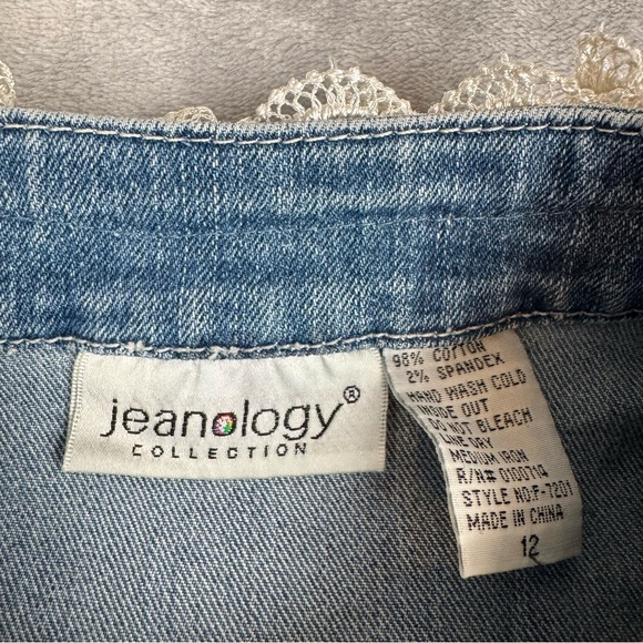 Vintage 90s Y2k Denim Jacket Womens Sz 12 Lace Fairy Whimsygoth Embroidered - Picture 4 of 13